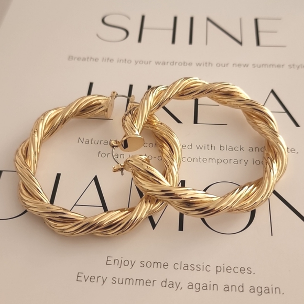 GOLD HOOP Earrings Twisted Chunky Thick Y2K Statement Hip Hop Hoops - Picture 6 of 16